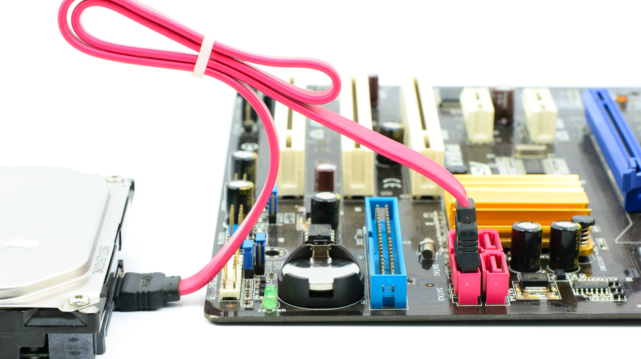 Welke SATA kabel heb je nodig?